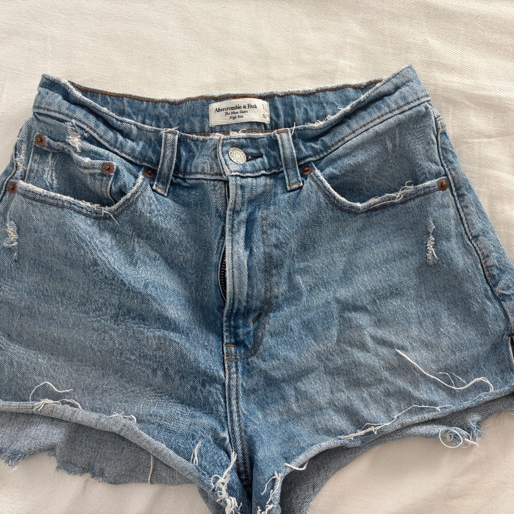 Women’s Abercrombie Curve love Shorts sz 6